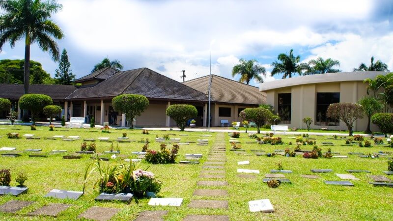 área de jazigos do cemitério e crematório Parque das Flores situado em São José dos Campos